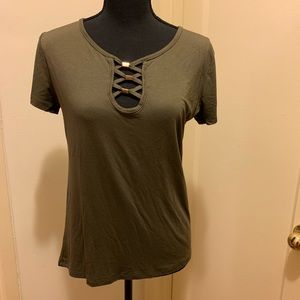 Woman’s green cute top!